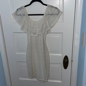 White lacey off the shoulder bodycon dress